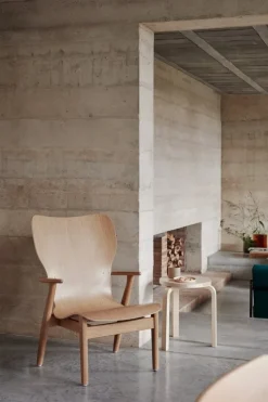 Artek Domus fåtölj, stained honey