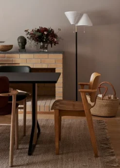 Artek Domus stol, stained honey