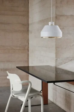 Artek Kaari skrivbord REB 005, svart laminat - svart ek