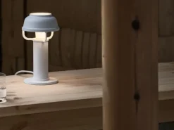 Artek Kori bordslampa, vit