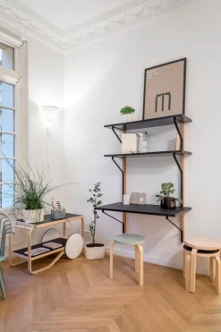 Artek Riihitie blomkruka B, liten, ljusgrå