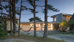 Arvinius + Orfeus Publishing Built by the Sea: Villas and Small Houses