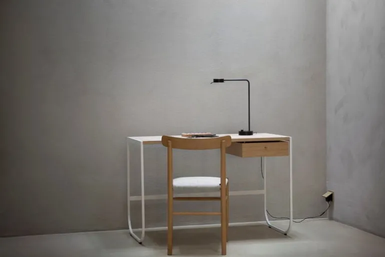 Asplund Tati skrivbord, vit - svart valnöt