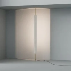 Astep LT8 golvlampa, vit