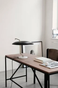 Astep Model 537 bordslampa, mässing - svart - vit marmor