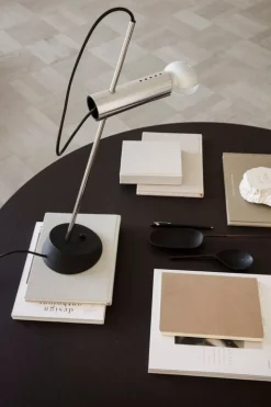 Astep Model 566 bordslampa, polerat stål