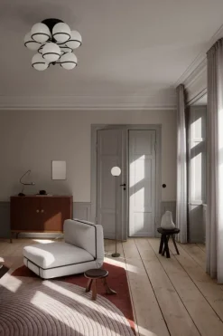 Astep Model 1081 golvlampa, svart