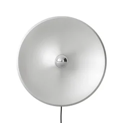 Astep Model 262 vägglampa, strömbrytare, satinerad aluminium