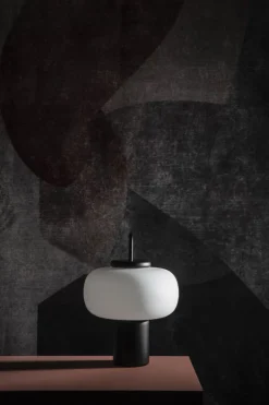 Astep Nox, bärbar bordslampa, svart