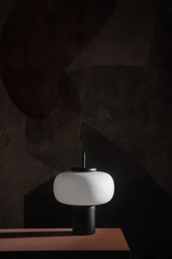 Astep Nox, bärbar bordslampa, svart