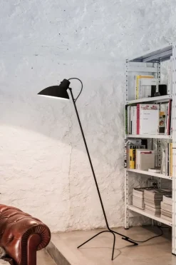 Astep VV Cinquanta golvlampa, svart