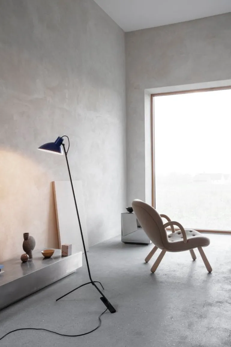 Astep VV Cinquanta golvlampa, svart