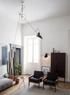 Astep VV Cinquanta vägglampa med strömbrytare, svart