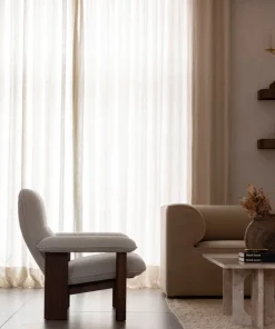 Audo Copenhagen Brasilia loungefåtölj, valnöt - Bouclé 02