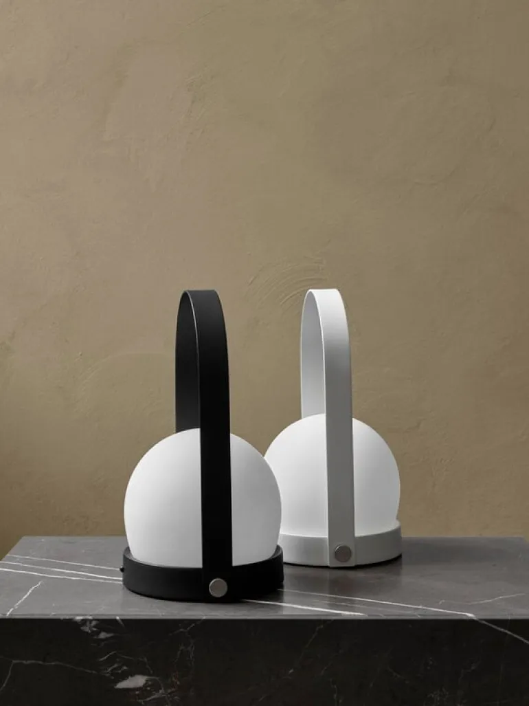 Audo Copenhagen Carrie bärbar bordlampa, utomhus, svart