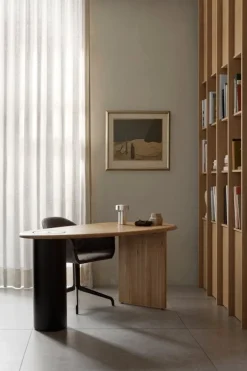 Audo Copenhagen Column bärbar bordslampa, aluminium