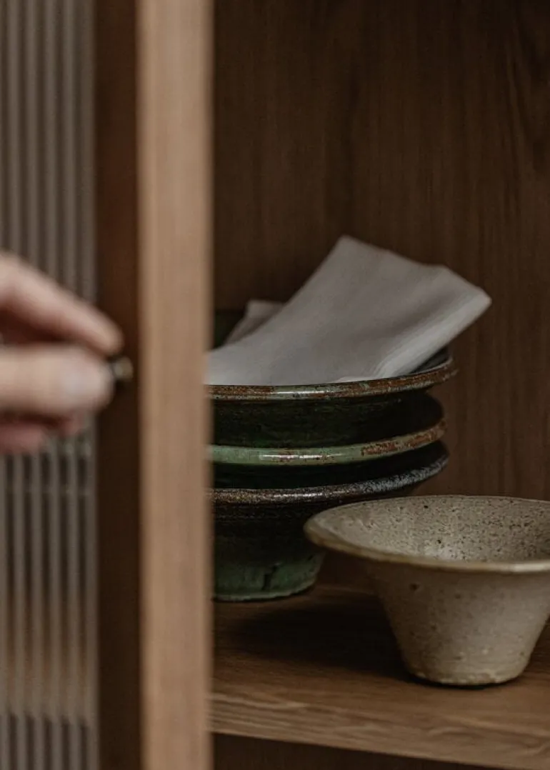 Audo Copenhagen Curiosity skåp, lågt, ek - glas