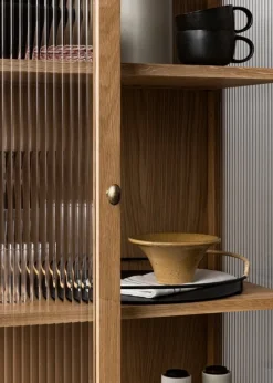 Audo Copenhagen Curiosity skåp, lågt, ek - glas