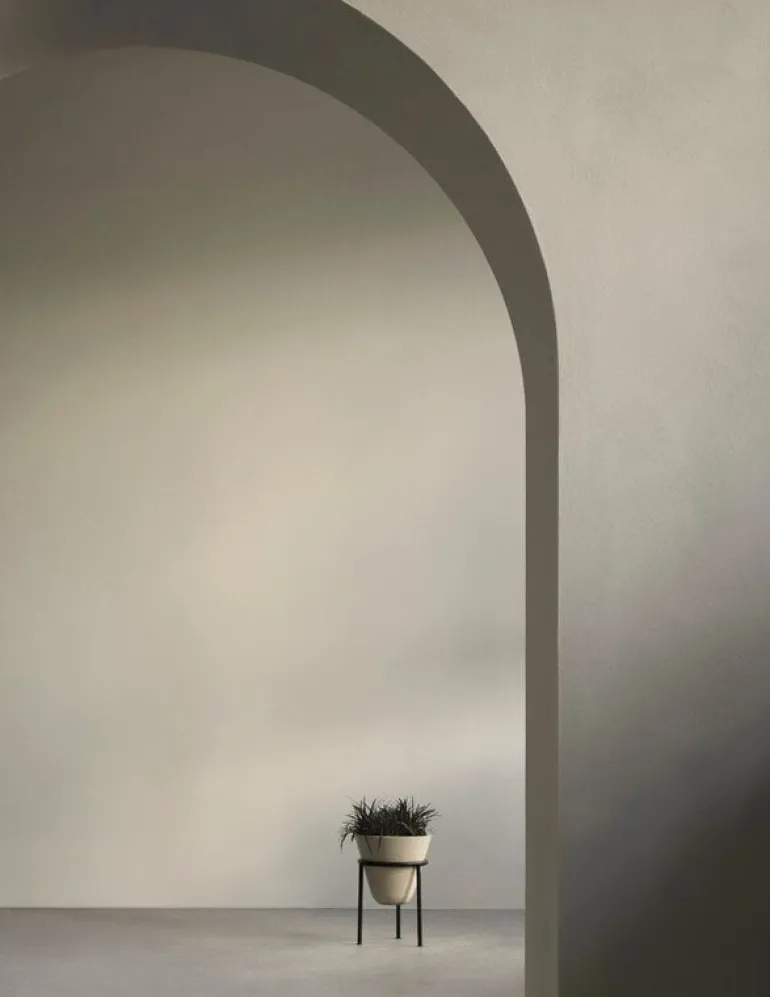 Audo Copenhagen Daiza blomkruka, 35 x 25 cm, elfenben