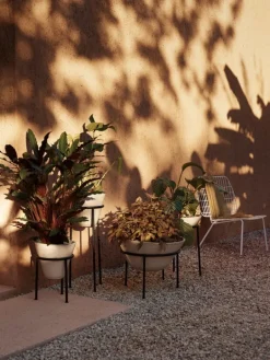 Audo Copenhagen Daiza blomkruka, 35 x 25 cm, elfenben