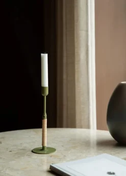 Audo Copenhagen Duca ljusstake, olivgrön