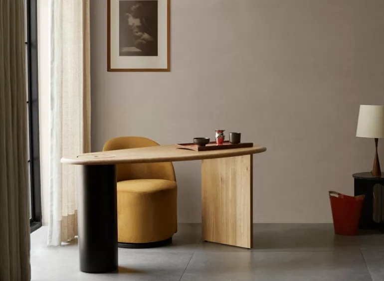 Audo Copenhagen Eclipse skrivbord, naturligt oljad ek