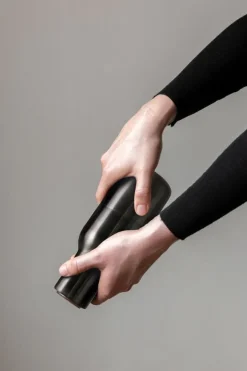 Audo Copenhagen Flaskkvarn, 2 st, bronserad mässing - valnöt