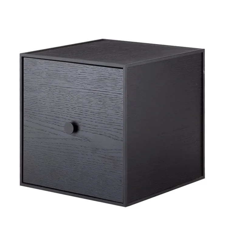 Audo Copenhagen Frame 28 låda med dörr, svartbetsad ask