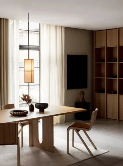 Audo Copenhagen Hashira taklampa, stor, rå linne