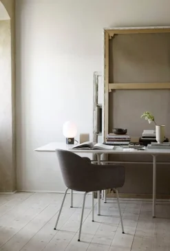 Audo Copenhagen JWDA bordslampa, bronserad mässing