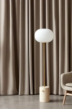 Audo Copenhagen JWDA golvlampa, travertin - borstad mässing