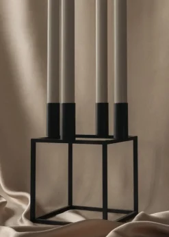 Audo Copenhagen Kubus 4 ljusstake, bränd koppar