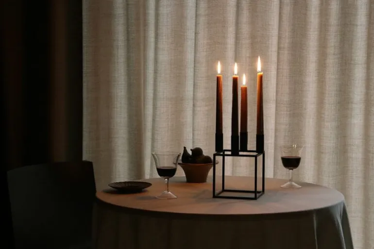 Audo Copenhagen Kubus 4 ljushållare, svart