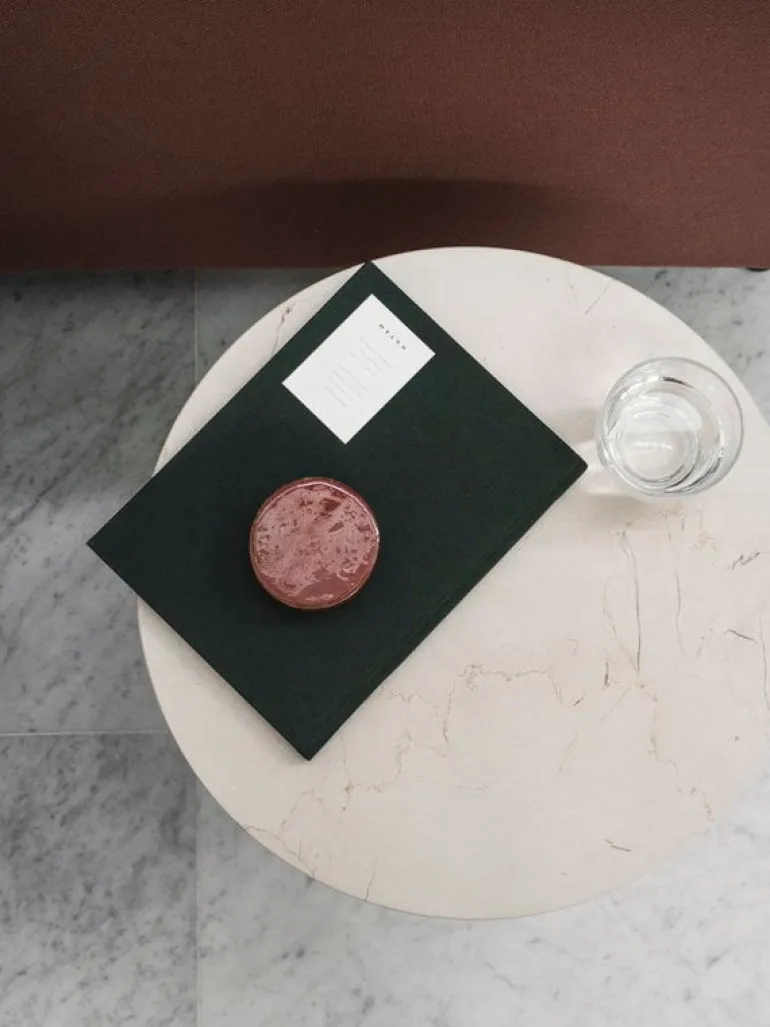 Audo Copenhagen Marmorskiva till Androgyne-bordet, vit