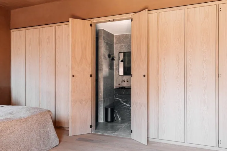 Audo Copenhagen Norm väggspegel, rektangulär, 50 x 70 cm, svart