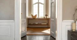 Audo Copenhagen Reverse bordslampa, bronserad mässing - travertin