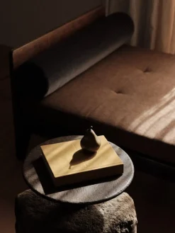 Audo Copenhagen Sentiment pappersvikt, mässing