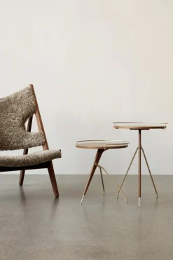 Audo Copenhagen Umanoff sidobord, 60 cm, valnöt - borstad mässing