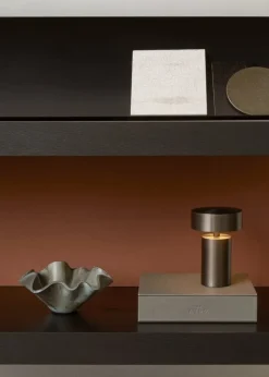 Audo Copenhagen Zet förvaringssystem tidningshylla, svart