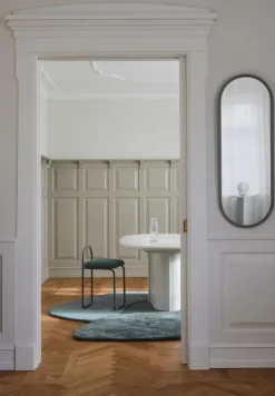 AYTM Angui spegel 108 x 39 cm, antracit