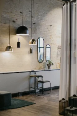 AYTM Angui spegel 78 x 29 cm, antracit