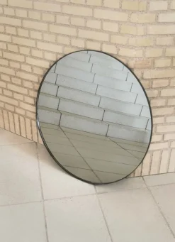AYTM Circum spegel, 70 cm, svart
