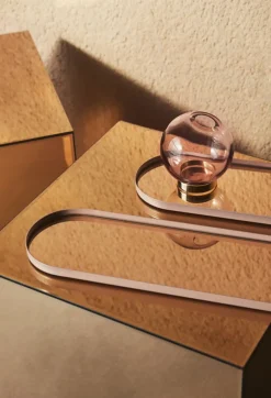 AYTM Globe vas, liten, rosa - guld