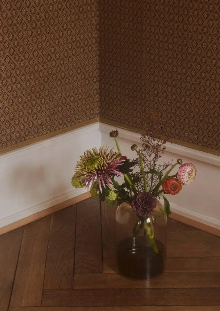 AYTM Tota lykta, bärnsten - svart