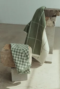 Baina Handduk, Josephine, 40 x 70 cm, salvia - krita