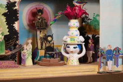 Bjørn Wiinblad Lady with Hat ljushållare, 16 cm, rosenröd - rosa