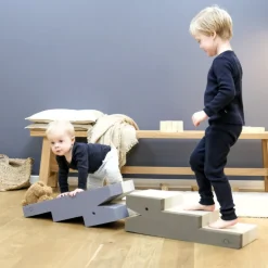 bObles Krokodil, sandgrå