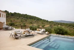 Cane-line Sticks 2-sitssoffa med dynor, brungrå - sand