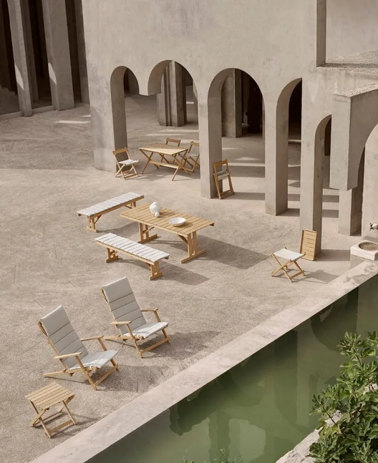 Carl Hansen & Søn BM1069 bricka, teak