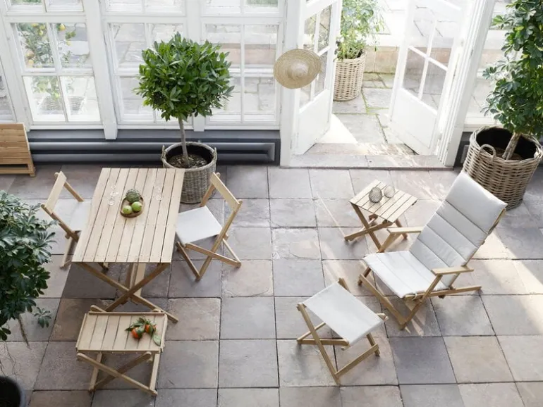 Carl Hansen & Søn BM5768 fotpall för däckstol, teak - off-white